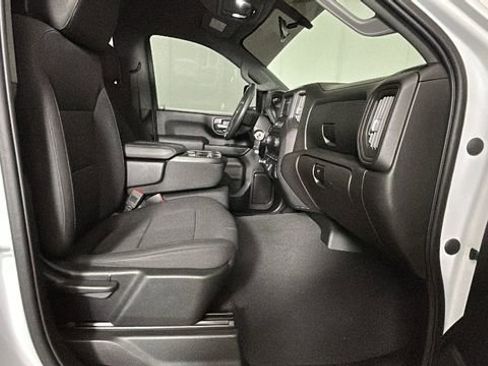 Used 2022 Chevrolet Silverado 2500 Custom w/ Snow Plow Prep/Camper Package AWD/4WD image 29