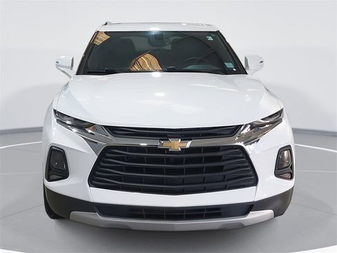 Used 2020 Chevrolet Blazer LT image 2