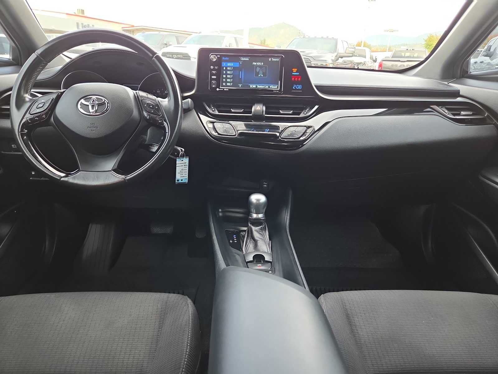 Used 2018 Toyota C-HR XLE FWD image 18
