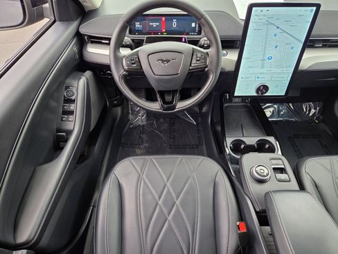 Certified 2023 Ford Mustang Mach-E Select image 12