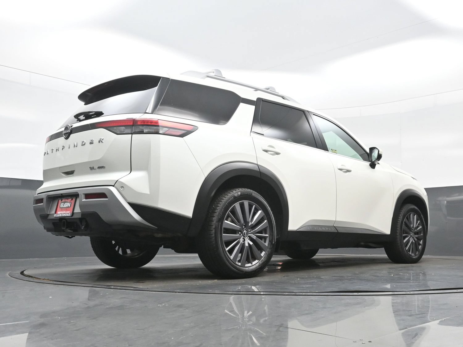 Used 2023 Nissan Pathfinder SL w/ SL Premium Package AWD/4WD image 35