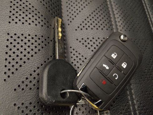 Used 2018 Buick Cascada Sport Touring w/ Dark Effects Package image 32