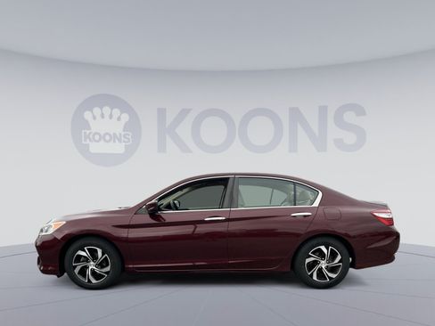 Used 2016 Honda Accord LX image 2