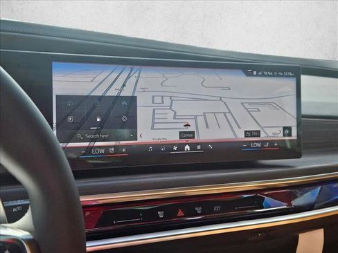 New 2026 BMW 740i xDrive image 17