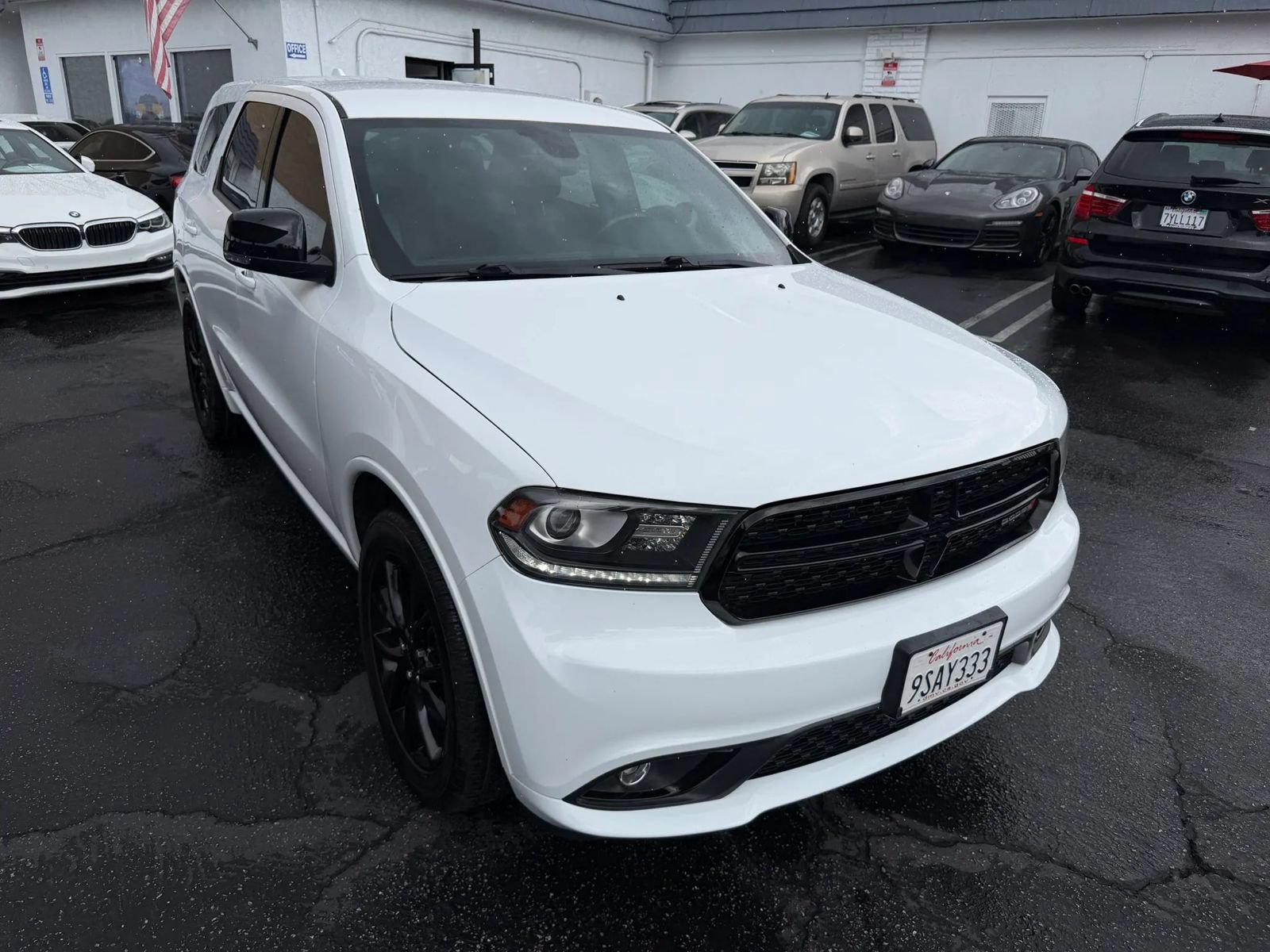 Used 2017 Dodge Durango R/T w/ Blacktop Package RWD image 12
