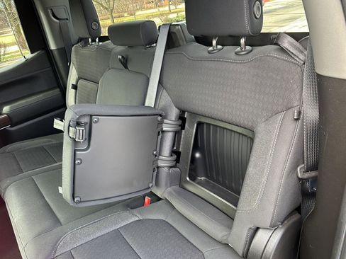 Used 2021 Chevrolet Silverado 1500 LT Trail Boss image 17