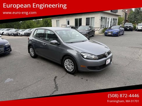 Used 2014 Volkswagen Golf 4-Door FWD image 1