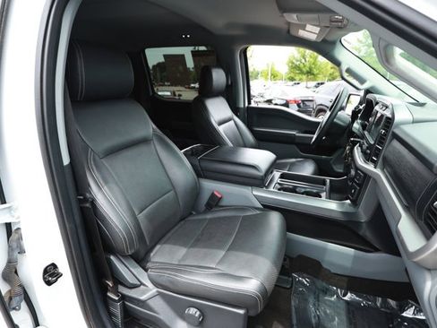 Used 2022 Ford F150 XLT RWD image 26