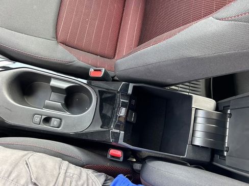 Used 2024 Toyota Corolla SE image 20