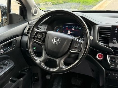 Used 2020 Honda Pilot Touring image 15