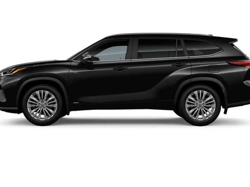 New 2026 Toyota Highlander Platinum image 4