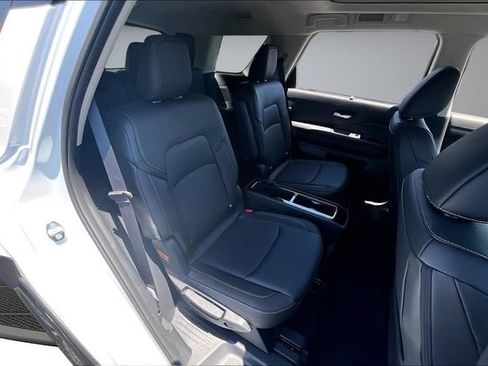 New 2026 Nissan Pathfinder SL FWD image 10