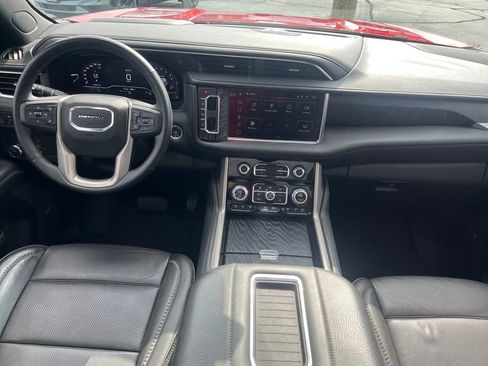 Used 2023 GMC Yukon Denali image 14