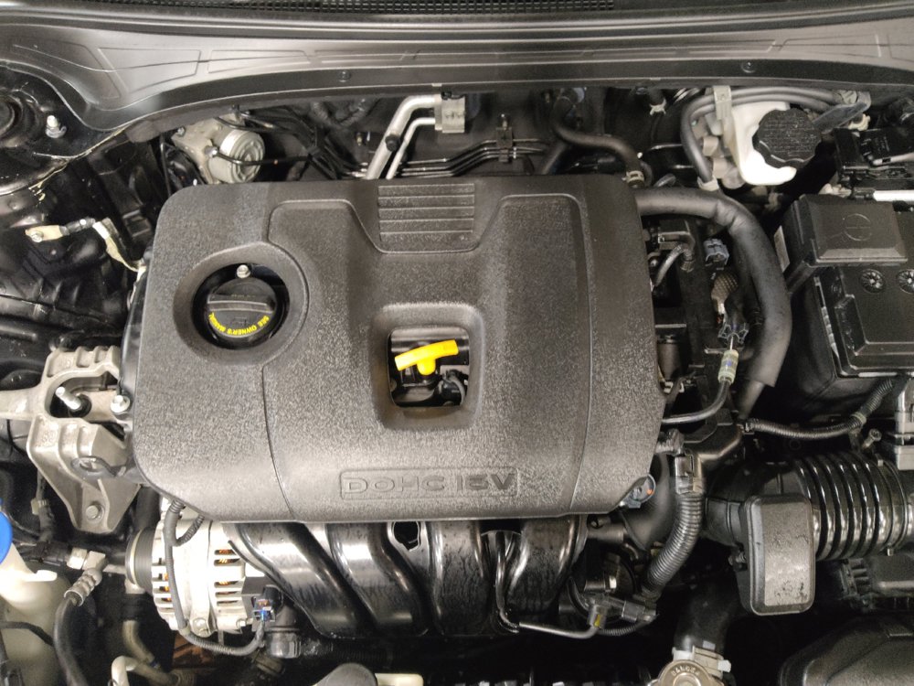 Used 2020 Kia Forte LXS FWD image 30