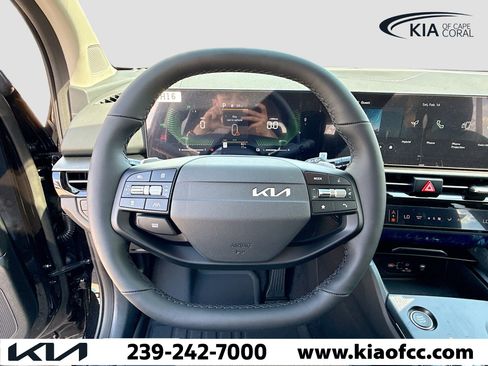 New 2026 Kia Sportage LX image 36