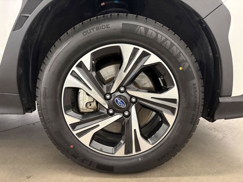 Used 2024 Subaru Crosstrek 2.0i Premium AWD/4WD image 41