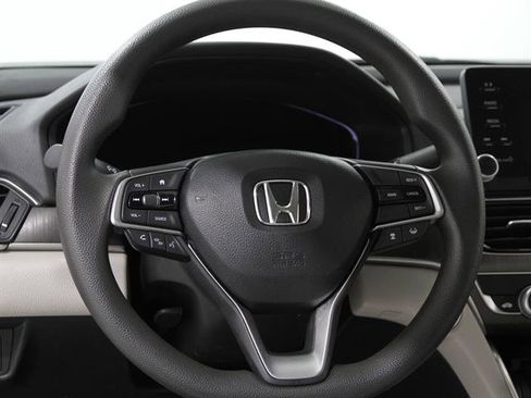 Used 2019 Honda Accord LX image 7