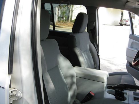 Used 2008 Jeep Liberty Sport w/ Popular Equipment Group image 18