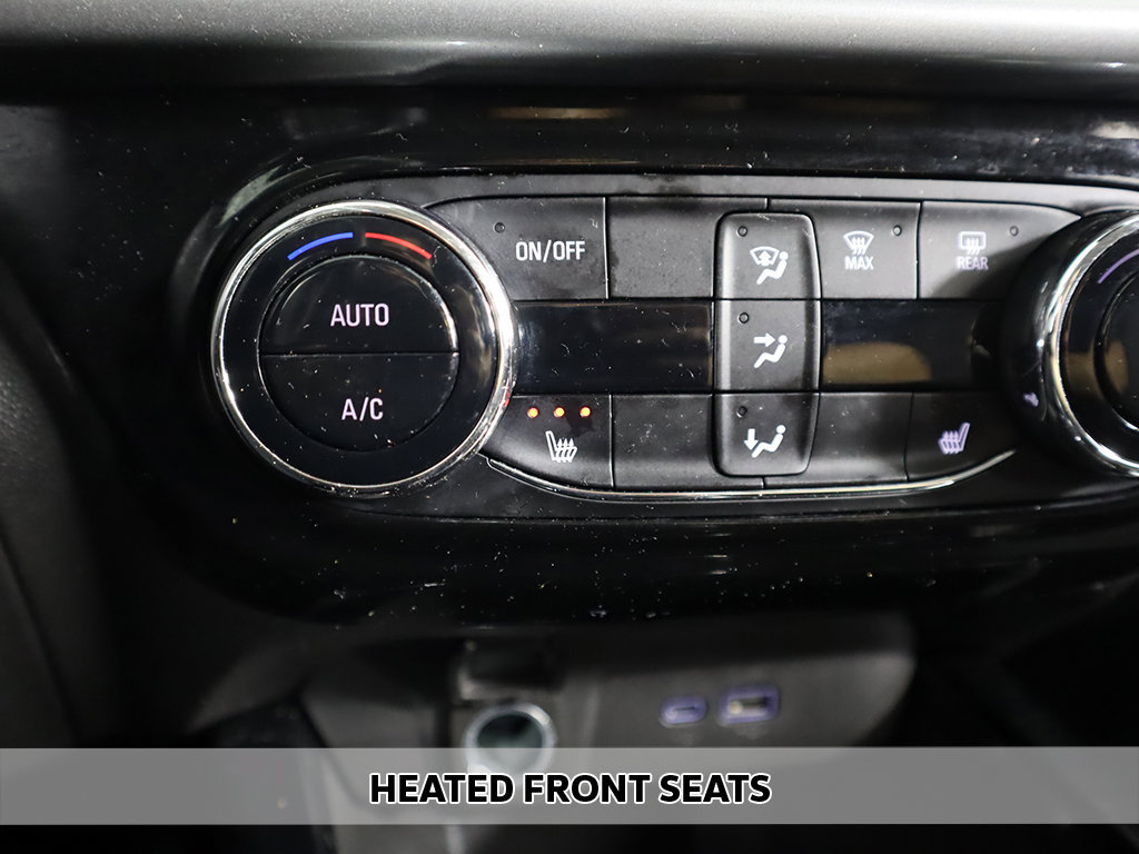 Used 2024 Chevrolet Trax LT w/ LT Convenience Package FWD image 6