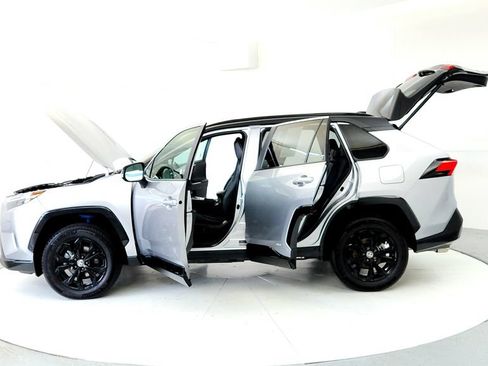 Used 2024 Toyota RAV4 XSE w/ Advanced Technology Package AWD/4WD image 10