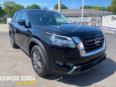 Used 2025 Nissan Pathfinder SV