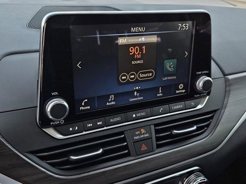 New 2025 Nissan Altima 2.5 SV image 16