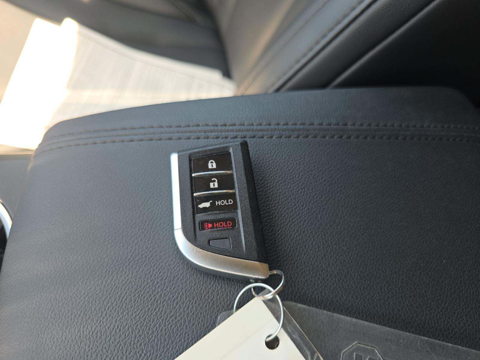 Used 2023 Acura MDX FWD image 32