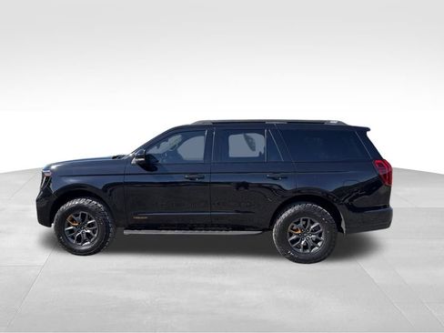 Used 2025 Ford Expedition Tremor AWD/4WD image 14