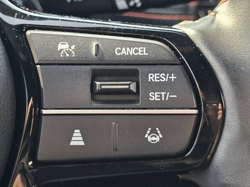 Used 2024 Honda HR-V Sport image 32