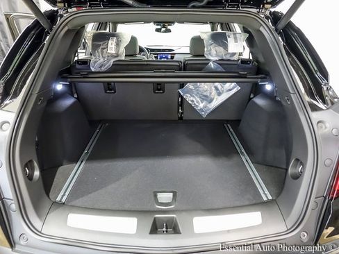 New 2025 Cadillac XT5 Premium Luxury w/ LPO, Floor Liner Package image 18