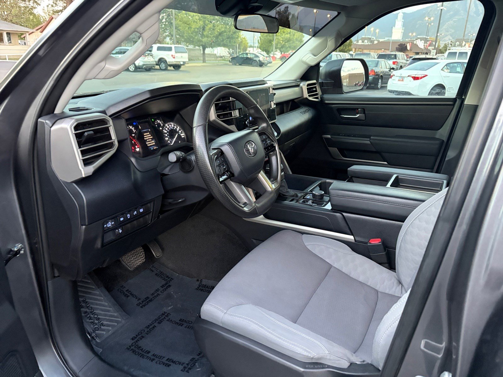 Used 2024 Toyota Tundra SR5 AWD/4WD image 9