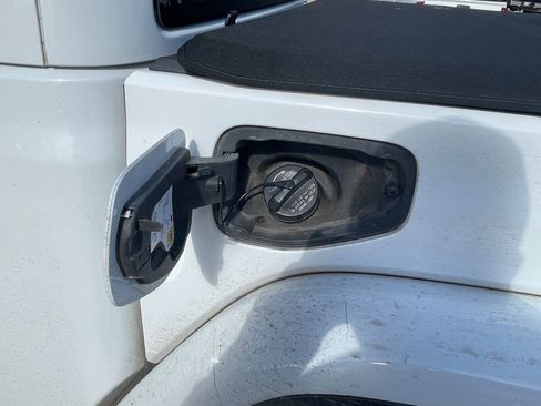 Used 2020 Jeep Gladiator Rubicon image 29