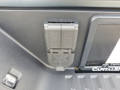 New 2026 GMC Sierra 1500 Denali w/ Technology Package image 7