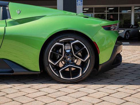 Used 2023 Maserati MC20 Spyder image 30