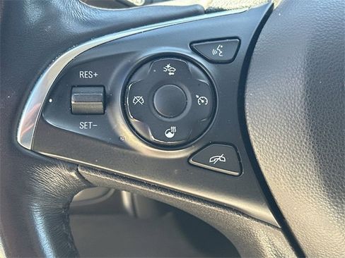 Used 2018 Buick Enclave Premium w/ Experience Buick Package image 22