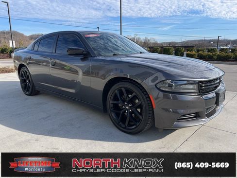 Used 2019 Dodge Charger SXT image 28