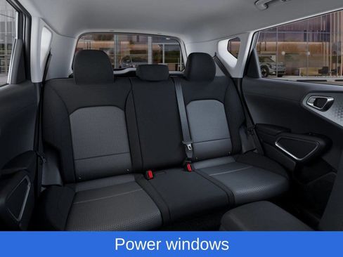 New 2025 Kia Soul LX w/ LX Technology Package image 17