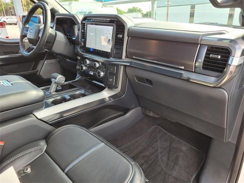Used 2024 Ford F150 Platinum w/ FX4 Off-Road Package image 9