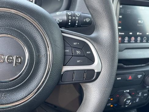 Used 2020 Jeep Renegade Sport FWD image 27