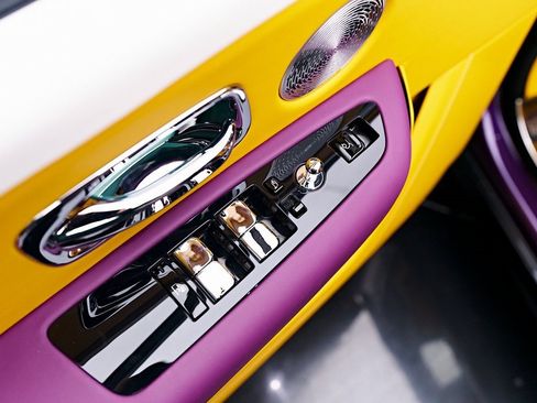 Used 2025 Rolls-Royce Cullinan image 39