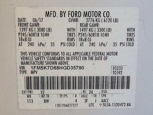 Used 2017 Ford Explorer XLT w/ Equipment Group 202A FWD image 33