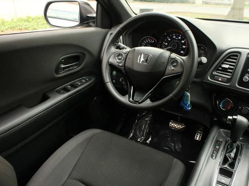 Used 2019 Honda HR-V Sport image 24