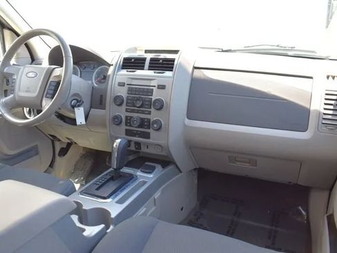 Used 2009 Ford Escape 2WD Hybrid image 12