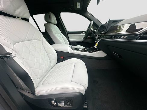 New 2026 BMW X5 xDrive40i AWD/4WD image 30