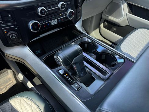 Used 2023 Ford F150 Limited image 20