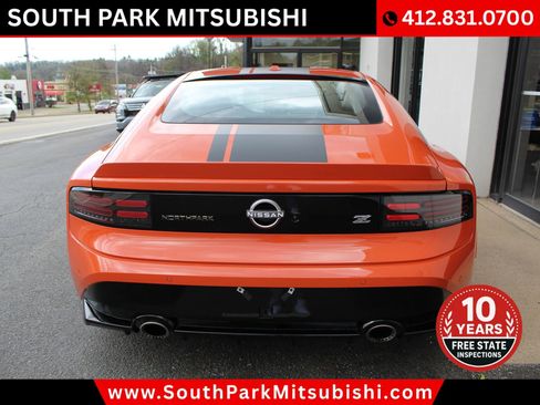 Used 2024 Nissan Z Performance w/ Heritage Edition RWD image 10
