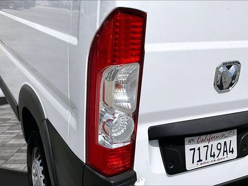 Used 2025 RAM ProMaster 3500 w/ Convenience Group FWD image 31