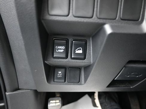 Used 2023 Nissan Frontier SV image 20