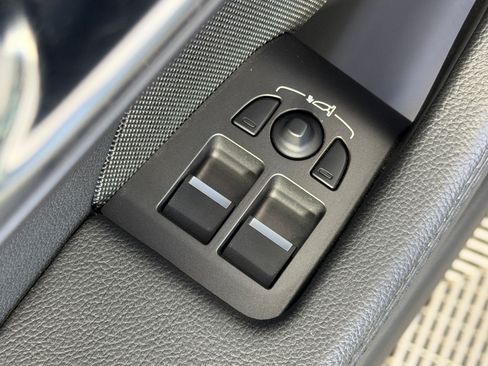Used 2017 Jaguar F-TYPE Coupe RWD image 23