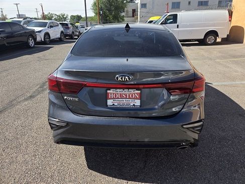 Used 2020 Kia Forte LXS FWD image 2